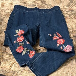 Isaac Mizrahi Navy Jeans with Rose Embroidery - NWOT